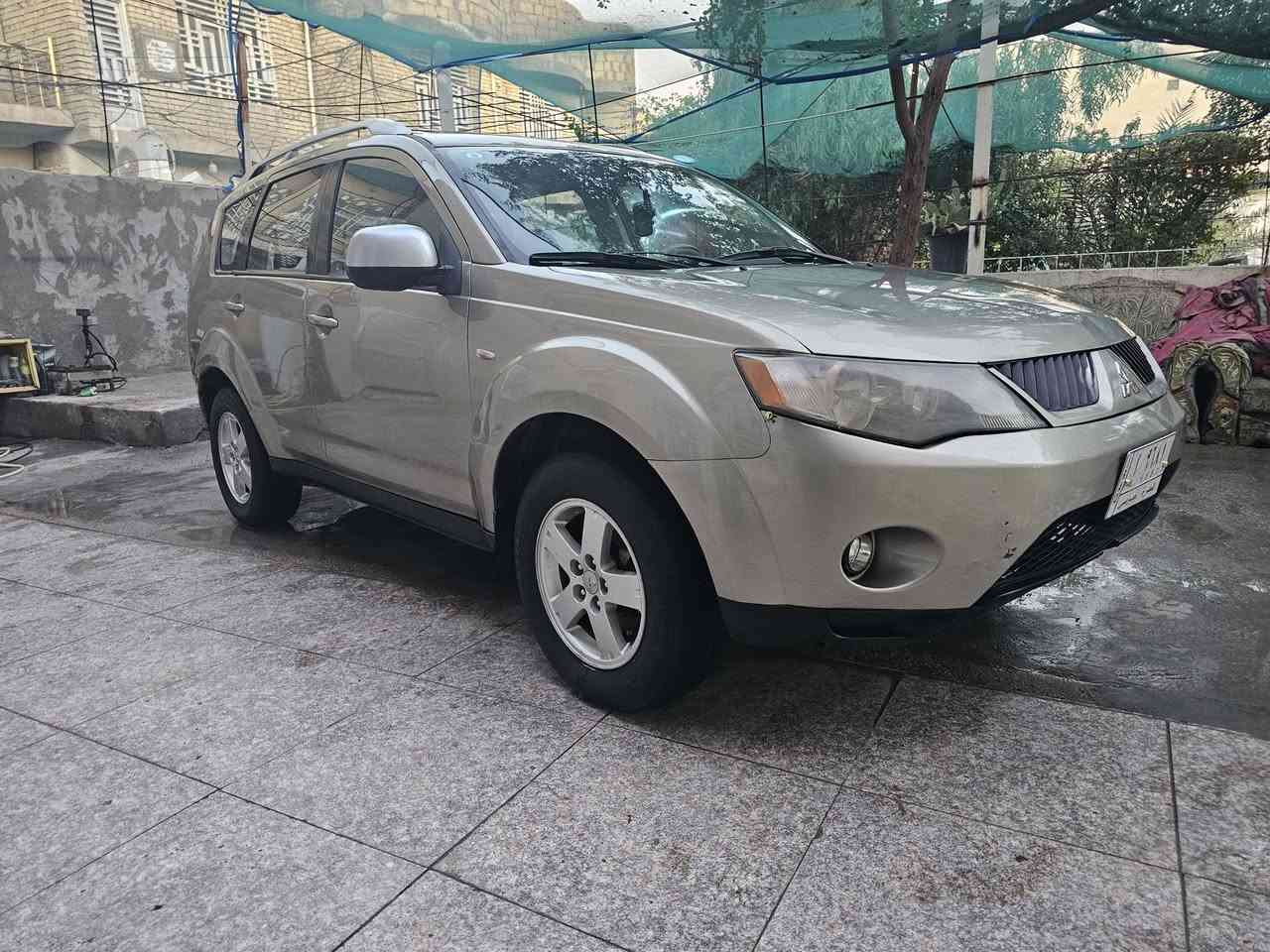 البيع ؤ مراوس حسب القناعه
ميسيبوشي اوتلاندر
 فول موصفات 2008  
السعر 80 العنوان كربلاء 
***********
