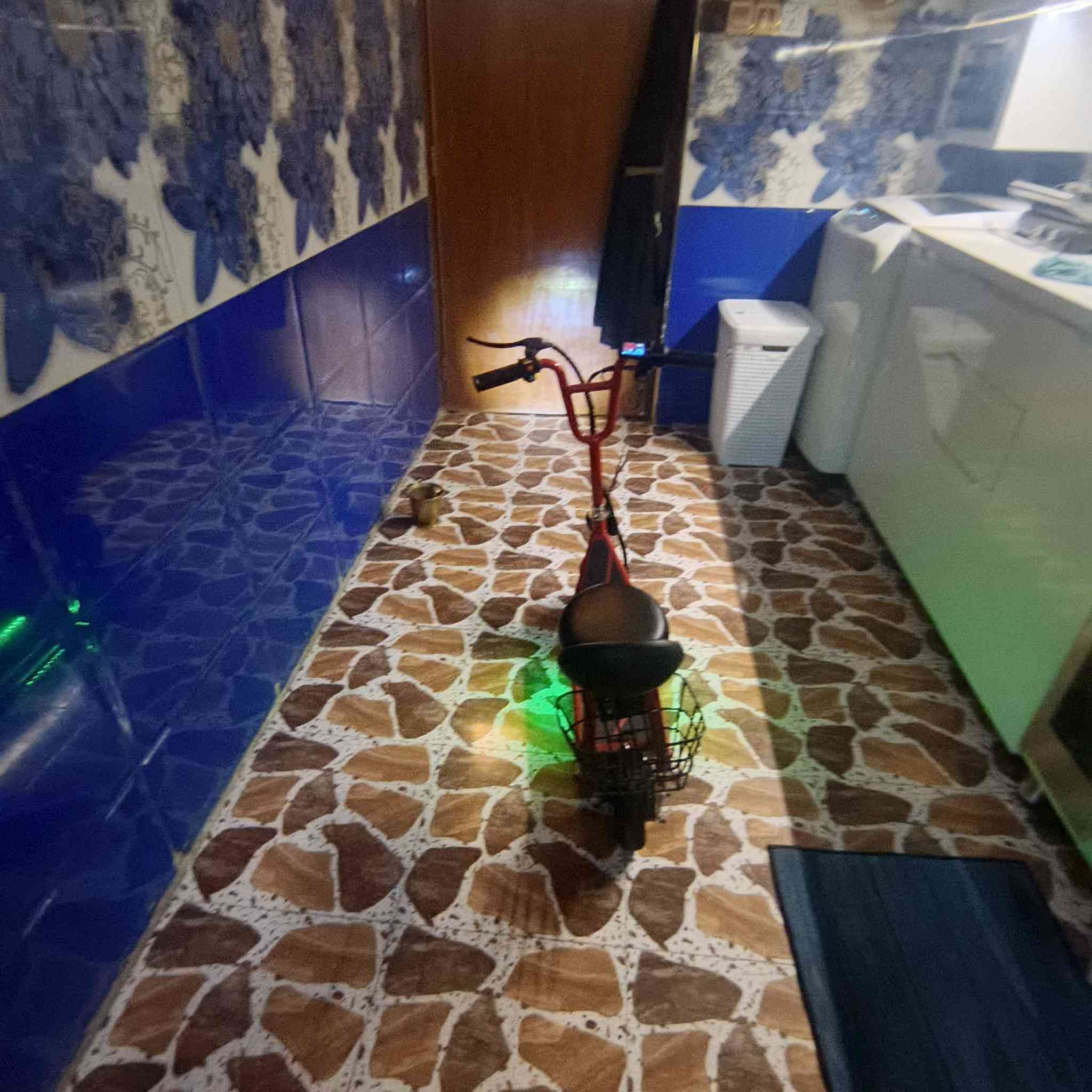 اسكوتكر بطاريه اليثيوم نشرات ضوئيه وستخدام اسبوعين السعر200وبيها مجال حك الجيه


**إذا كنت صاحب هذا الإعلان وتريد حذفه لأي سبب، رجاءا أرسل رسالة إلى الدعم الفني**
