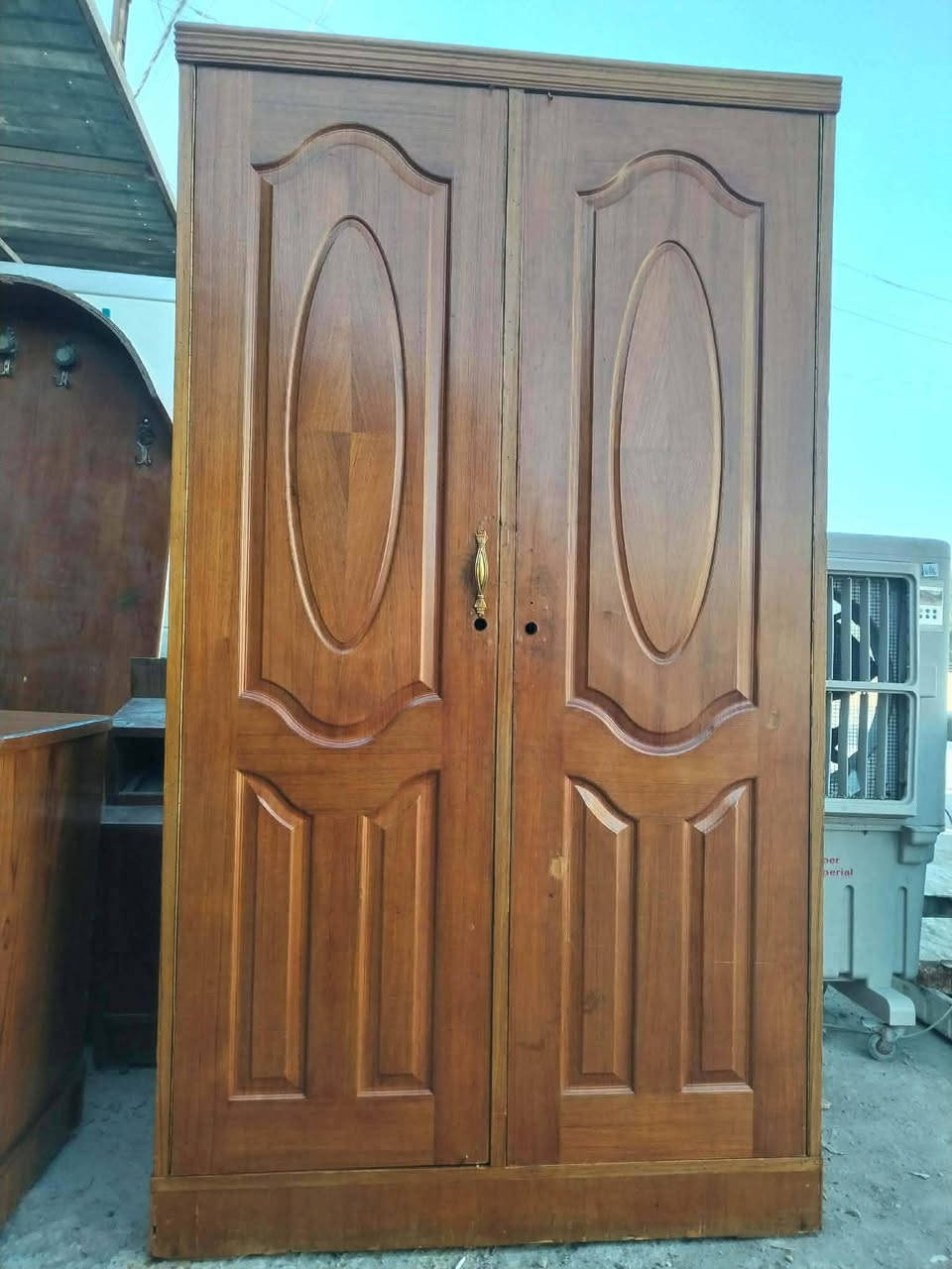 كنتور جديد طاج نضيف ٣٥٠ وبي مجال والثاني مستعمل نضيف ١٢٥ بي مجال الي يريد يشتري يراسلني


**إذا كنت صاحب هذا الإعلان وتريد حذفه لأي سبب، رجاءا أرسل رسالة إلى الدعم الفني**