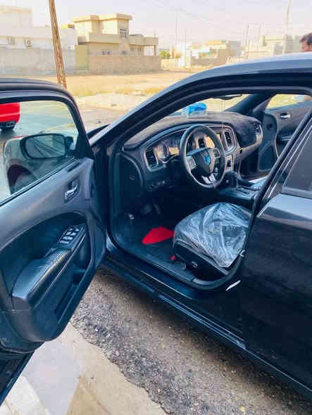 السلام عليكم 
جارجر 2011 كلين مكينه3600 حداديه تاير جديد مكينه كير عصه شاشه كبيره كامره خلفيه السياره جاهزة و التفاصيل موجوده بالمنشور مع الصور السعر 160وبيه مجال للأستفسار  اكثر الاتصال مكاني صلاح الدين قضاء الشرقاط

هاتف***********
