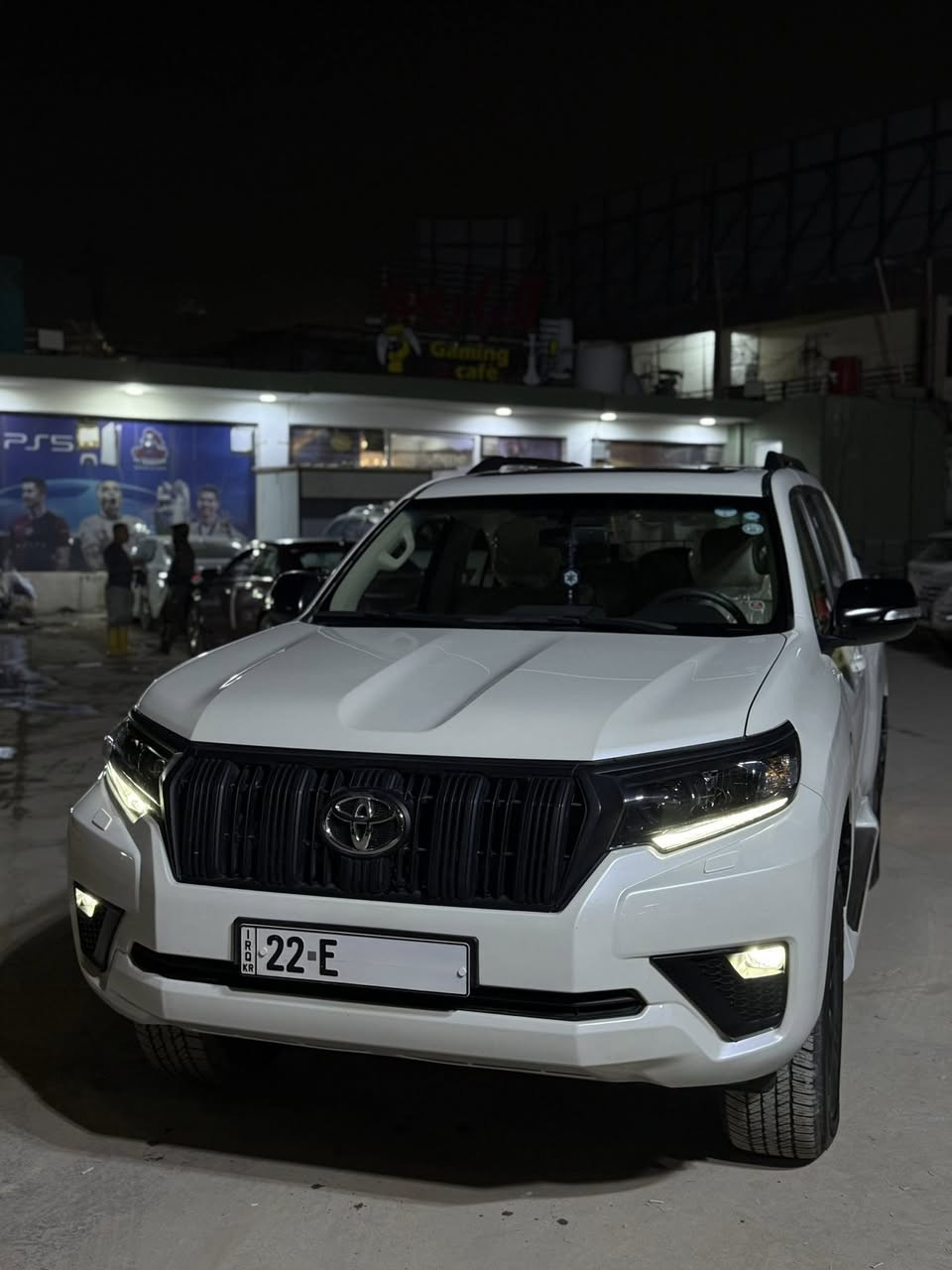 السلام عليكم
برادو 2023 
رقم اربيل 
مدنايت 
باسمي 
كفالة عامة من الزلغ (لا رصعة لا بارد لا تكحيل ولا خدش) 
مواصفات ال TXS معروفة 
دبل تانكي 
مري شفط 
سبير  ظاهري  
كشنات جلد 
كشنات كهرباء 
دفع رباعي 
شباك وويل و مري اسود بلاد 
7 راكب 
6 سلندر 4000 
الممشى ((((12 الف كم))))
مكانها حلة مركز 
السعر 5 دفاتر وبيها مجال بسيط
للاستفسار 
***********
