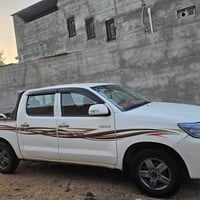 تويوتا هايلوكس • ٢٠١٣ • اوتماتيك