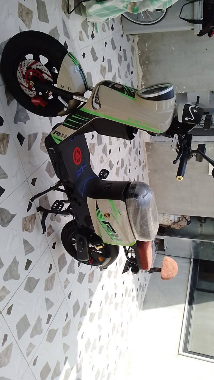 بسكيل شحن للبيع ار 11 جديد استخدام أسبوع بعد بل كرتون 6بطاريات فول موصفتا نظام سرقه تشتغل عن بعد و كارت و سويچ قفل استيران ابسكيل جديد الريد السعر 800 اليريد يتصل واتساب ***********
