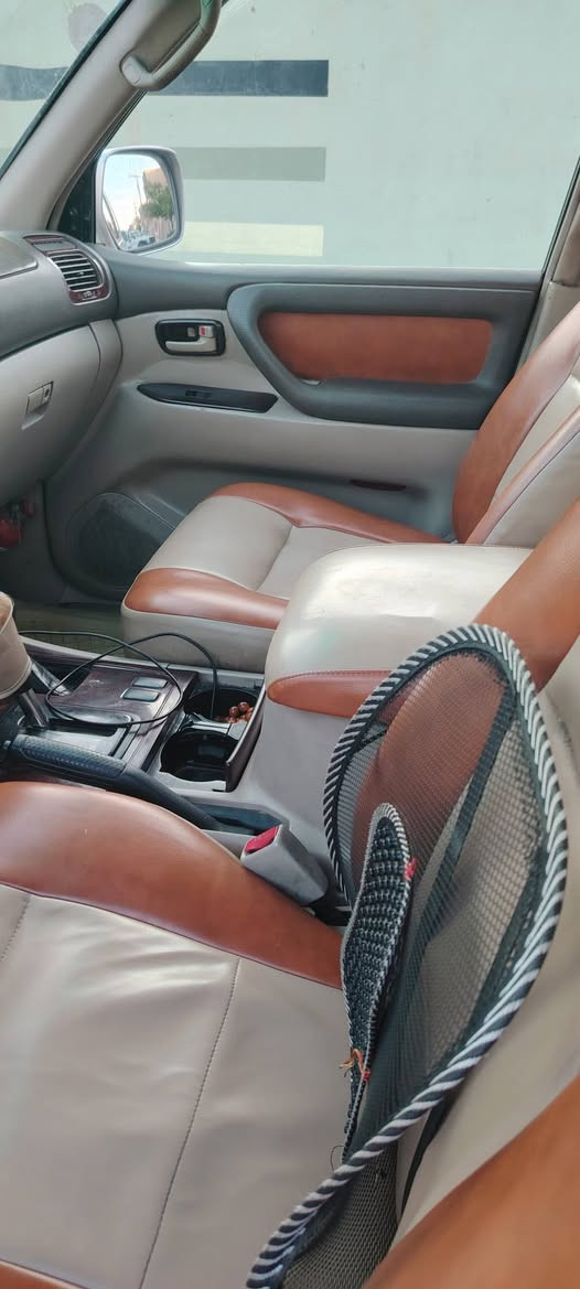 لاندكروز 2001 محدث 2007 رقم بغداد بسمي تحويل مباشر سونارهه مرفق ب المنشور   v6 4500 تانكيات 2 فول مواصفات تدفئة تبريد شغال حدادية نضيفة دوشمة نضيفة العنون ديالى شهربان السعر 145 وبيها مجال للشراي رقم الهاتف ***********
