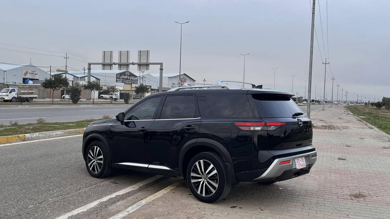 Nissan Pathfinder 2024 Platinum 4WD
ســلام عليكم 
نيسان باثفندر
٢٠٢٤ 
فول الفول اعلى فئة
دبل اكسل
داخل جملي 
بانوراما
كشنات منفصلة vip
داتاشو 
كافة انظمة قيادة 
كشنات خزن
كشن حار بارد
بـ؏ــد هــواي مواصفات 
ماشي ٤٨ ميل
. 
رقم الشاصي

5N1DR3DK8RC201043

.
والصبغ مأشرة بالصورة
بدون ايرباك
.
مكانها كركوك
تترقم شمالي مع كاتي مدة ٩٠ يوم 
.
السعر ٣٢٠ ومجال للشراي
.
***********
***********
