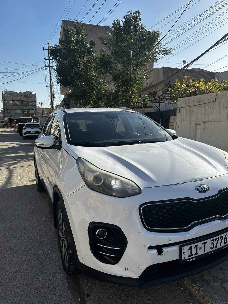 حياكم الله 
كيا سبورتج 
موديل 2017
خليجي بيه باب صبغ 
ماشية 🚶‍♀️ 170 الف
سيارة جديدة وجاهزة 
السعر 148 قفل 
وبالعافيه على ياخذها 
وبيه سونار حديث 
موبايل ***********
