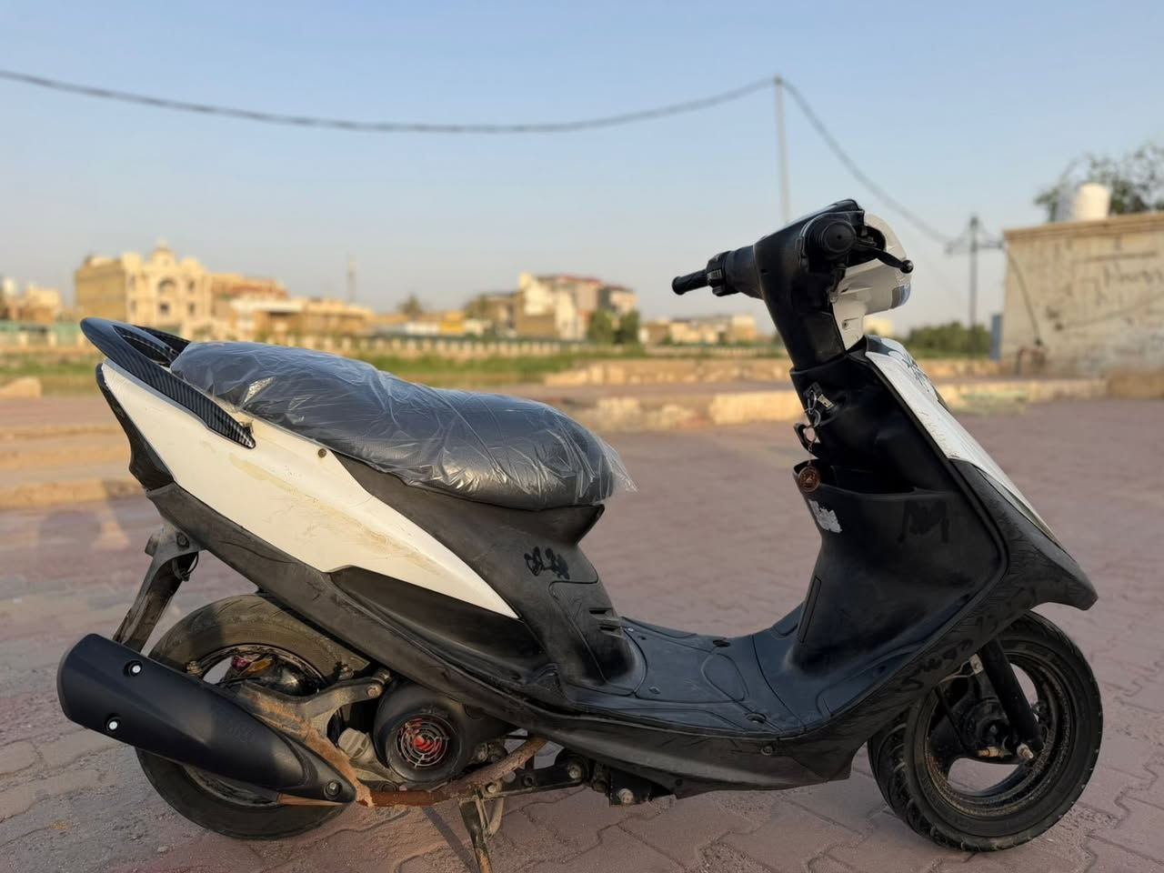 السلام عليكم دراجه للبيع نوع ماكس لون ابيض دراجه مكفوله كفاله عامه المكينه مكفوله سعره ٨٥٠ وبيه مجال رقمي ***********
