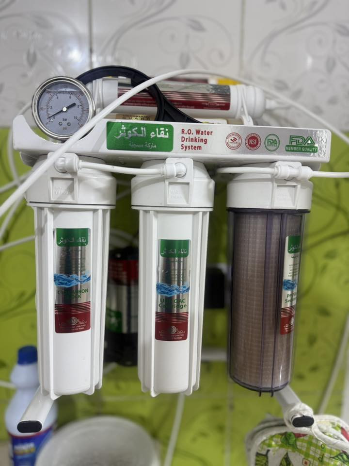 سلام عليكم غراض بيت للبيع 
جدد مستعملات قليل جداً 
طباخ 200 وبي مجال للشراي
فلتر نوعيه مضبوطه  160 وبي مجال للشراي 
بنكات عدد ثنين سعرهن 50 وبيهن مجال بسيط بعدهن بضمان 
 لتواصل /  ***********
