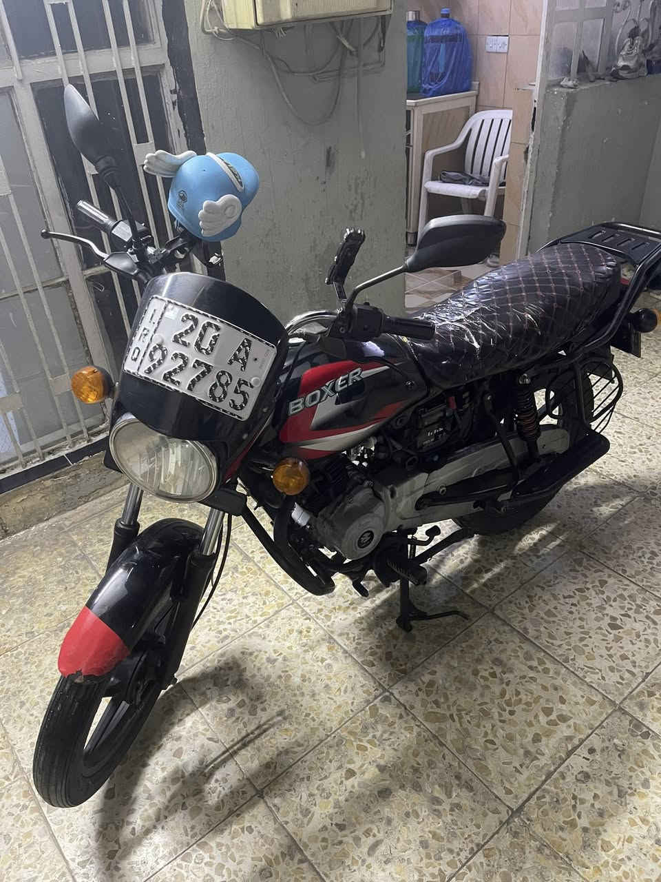 السلام عليكم بوكسر 21 كلاسك
الدراجه متروكه جانت مجفته ودراجه حلوه ونظيفه كامله بيها طخه بالتانكي مكاني بغداد الحريه رايدها مليون و700 وبيها مجال

***********
