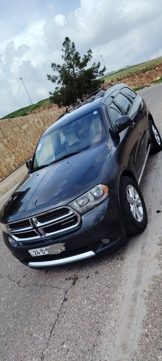 السلام عليكم. دوج دورنگو ٢٠١١ بأسمي سياره بيها ٣ قطع كلير امريكا سياره جاهزه + منظومة غاز تايگر عنوان السياره دهوك سعر ١٧٥ وبيها مجال بسيط عليها غرامة ١٠٠٠ دولار ينزل من السعر رقم الهاتف ***********
