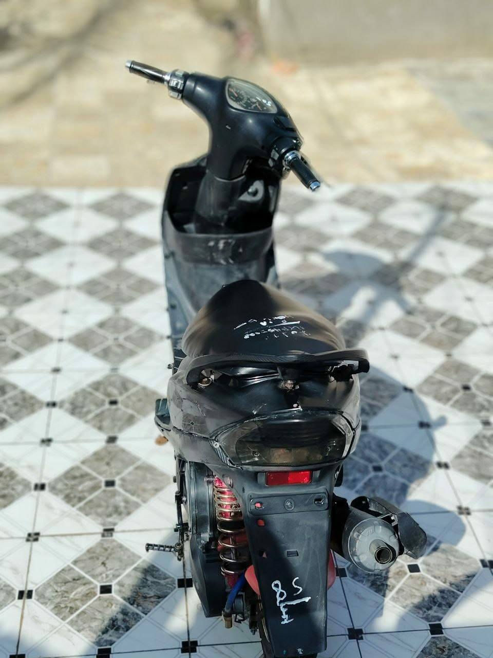 ماكس عدلة للبيع بوشة 55 مزودة السعر 500 وبيهة مجال ***********
