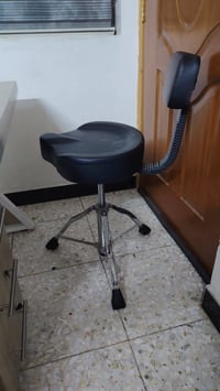 ميز • كرسي • جديد