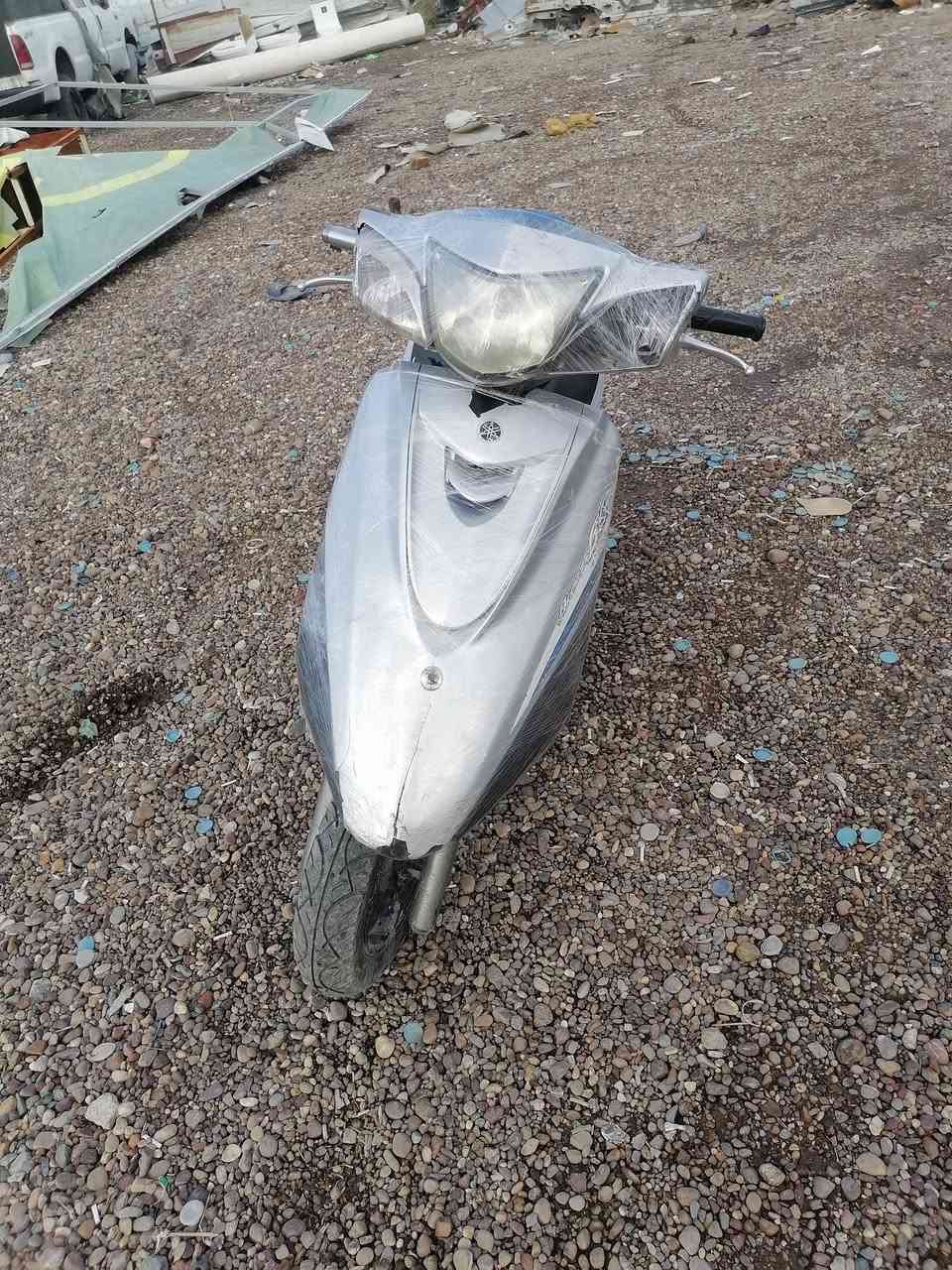 ببغاء نوزل نكره سلف وهندر كهربائيات شغاله دبلات حلوه بيها كلج محركها حلو قفل ٣٠٠
***********
