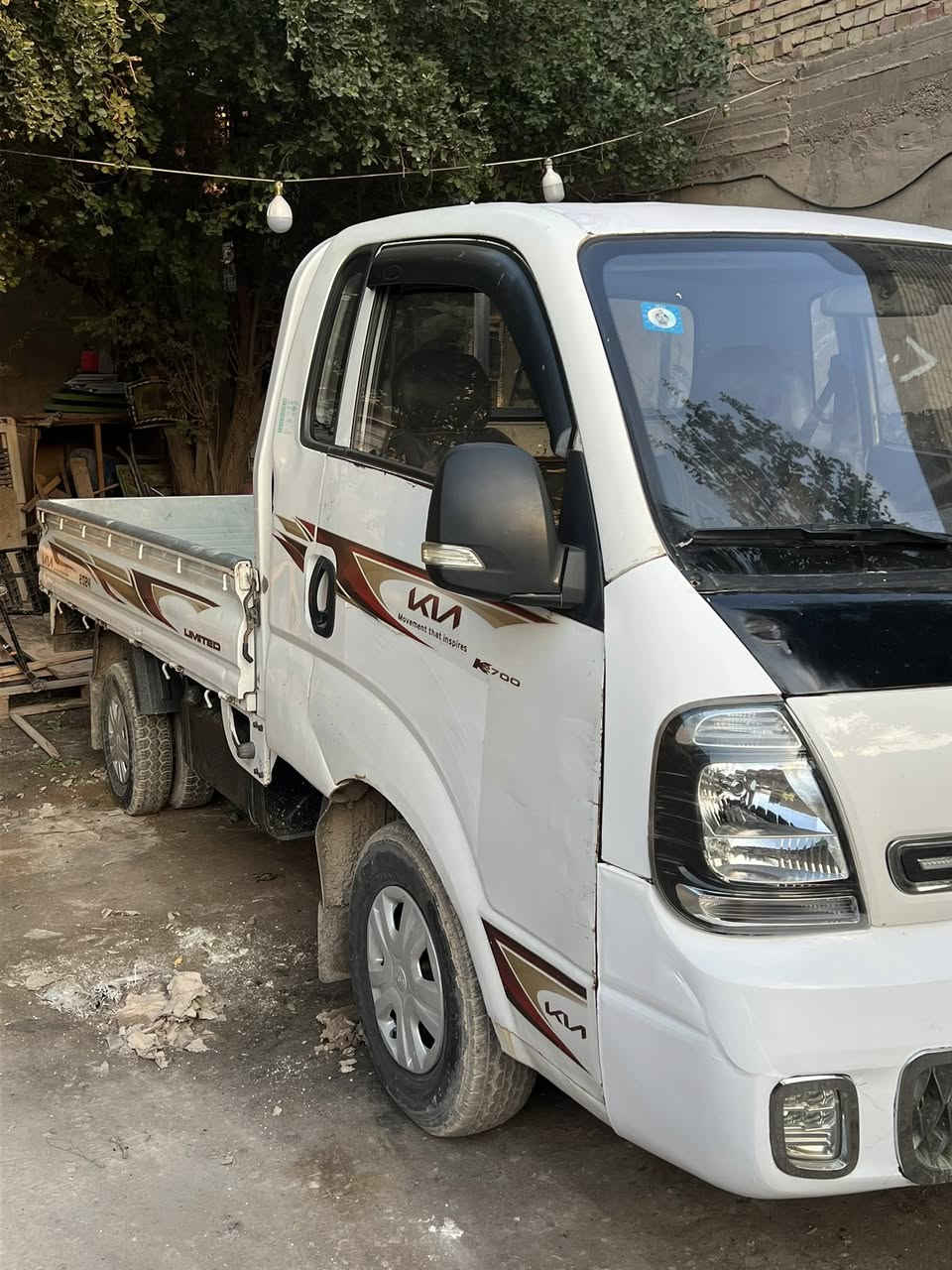 السلام عليكم للبيع موديل 2011  محدث بجم 2024 قماره بيهة ظربه مكاني بغداد المدائن ناحيه الوحده
***********
