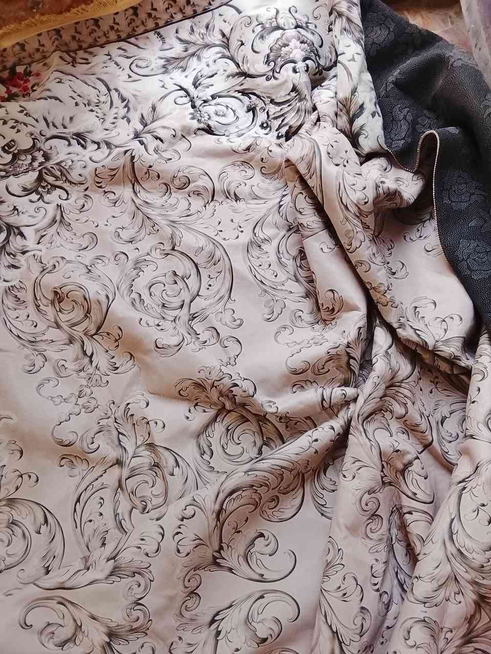 سلام عليكم اغراض للبيع عنوان كربلاء شارع ابو طالب رقم الهاتف***********
