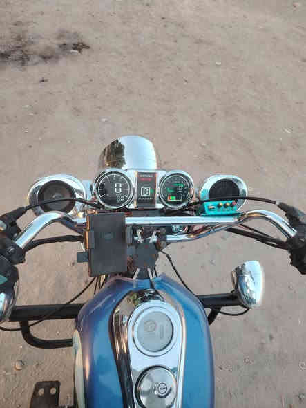 السلام عليكم جمره موديل 2025 زيرو كمرك مدفوع  7 اوراق بسمي تاير خط ابيض السعر 2400 مكاني بغداد ***********
