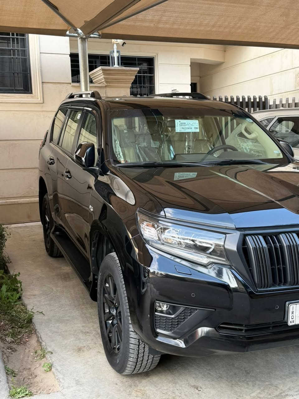 برادو موديل 2023 ساززز خليجي
فئة TXS. فول

ماشية 39 الف 

مكفولة كفاله عامة ما عدا تكحيل بسيط في الدعامية شي بسيط 
تحويل ثاني يوم 
سيارة تتعب تكول جديدة بالخير على الياخذها

السعر 465$ بيها مجال 

للاتصال :***********
