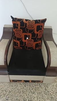 للبيع الاتصال على الرقم 07730053639