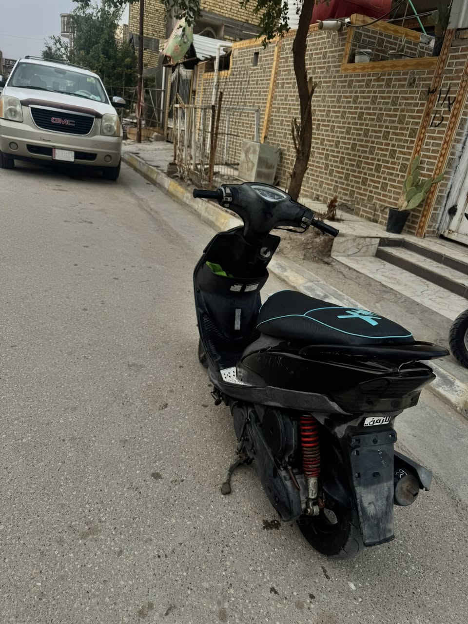 دراجه ماكس
عدله البيع ما مفتوحه اي برغي بيه ما مفتوح كهربايات كله شغاله بس بيه كسر شوينه بل كفر امامي الباقي كله كفاله السعر خاص مكاني ناصريه السكان الصناعي وهاذه رقمي ***********
