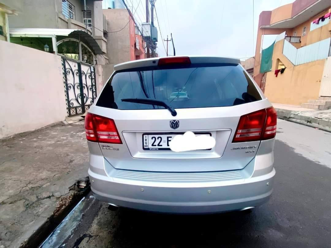 للبيع دووج جورني 2009
محرك 3500
6سلندر 
7راكب
تبريد 
رقم انجليزي 
باقي التفاصيل التواصل على الرقم 
***********
