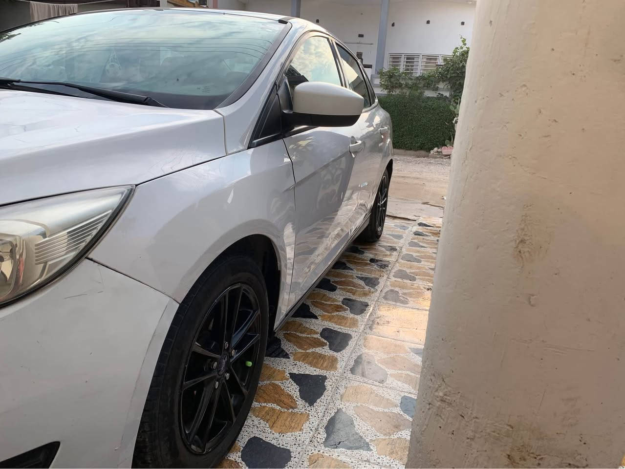 سلام عليكم 
فورد فوكس موديل ٢٠١٦ رقم أربيل تايرات جديده باتري جديد محرك ٢٠  جديد بدون تيربو كير اوتو  كاميرا خلفية بيها ٣قطع بارد بدون داخل سنويه لحد ٢٠٣٠ شرط تحويل والغرامه مكان كركوك رحيم اوه الاتصال بالرقم ***********
*********** كركوك, العراق
