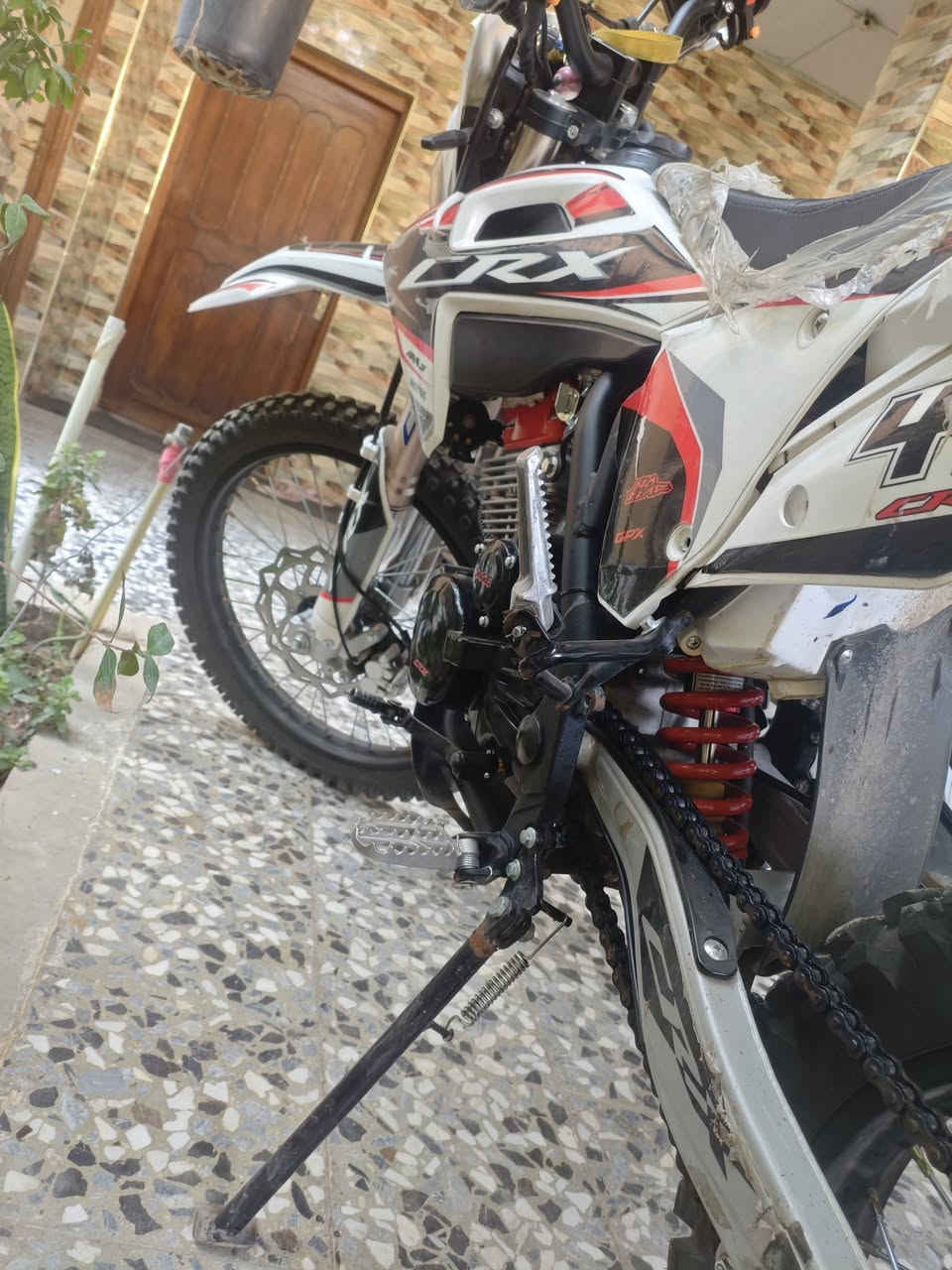 سلام عليكم 
للبيع قفاز CRX 350CC أكبر فئه بال CRX
كفاله عامه  مديل 2025 / 3 اشهر صارله من نازل
السعر 1850
الميعرف بيهن تره الجديد مالته بمليونين 2000
مكان كوت شراي يتصل أو خاص بخدمتكم
 رقمي
‏‪‪0788 920 5371‬‬‏
