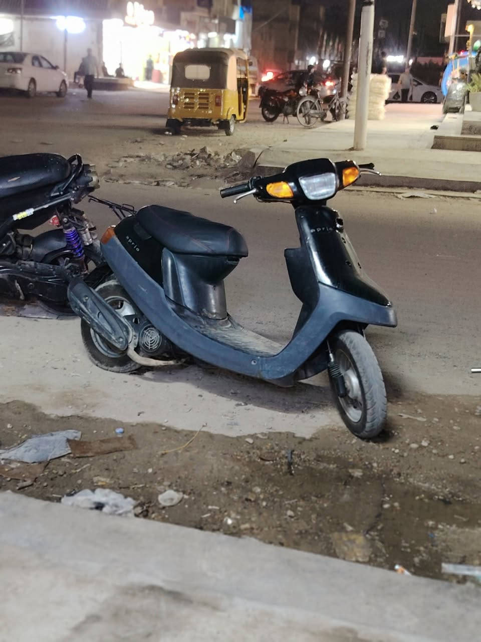 اسلام عليكم عندي دراجات 2 ستين نضيفات وكلشي شغال بيهن ماكو شي ميشتغل السعر النهائي كل وحده 200 لحد يخابر ولا يعامل من الاخير حته لا تعبك وتعبني مكاني بغداد الغزاليه وهاذه رقمي ***********
