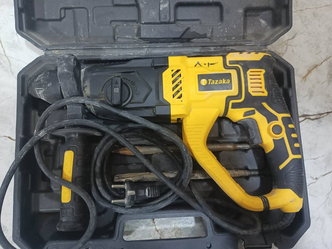 غراض للبيع 
مكان ديالى وهذا السبلت 2 طن جديد
 تخم قنفات 2 وستوته وسكمليات 2


**إذا كنت صاحب هذا الإعلان وتريد حذفه لأي سبب، رجاءا أرسل رسالة إلى الدعم الفني**