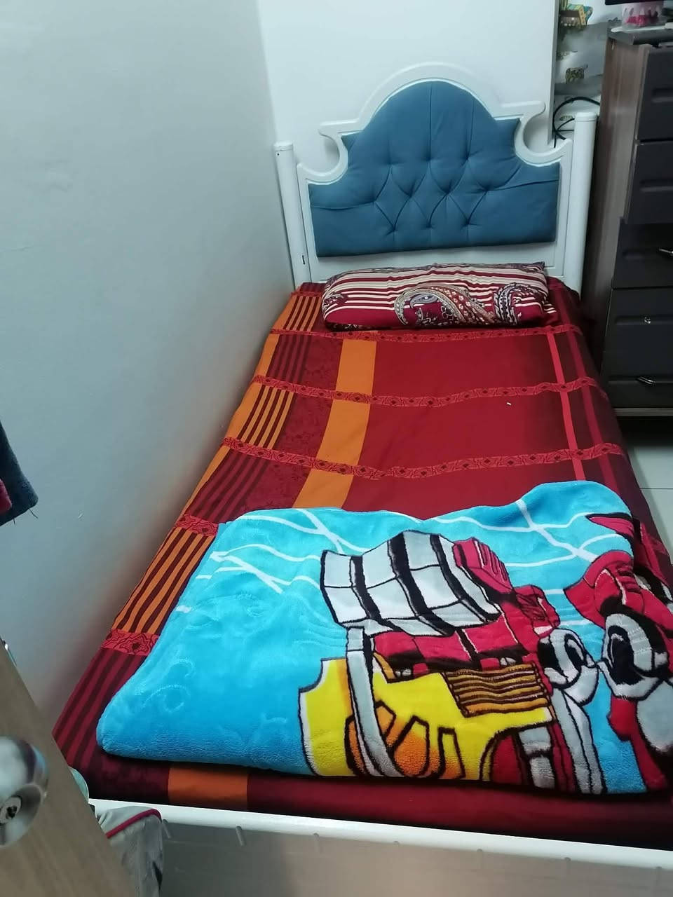 جرابي 2 وياهم الدوشك  وحدة بيهم طاك الحديدة يرادلها لحيم بس الشبكة مابيهاشي سعرهم ويا الدوشك 60


**إذا كنت صاحب هذا الإعلان وتريد حذفه لأي سبب، رجاءا أرسل رسالة إلى الدعم الفني**