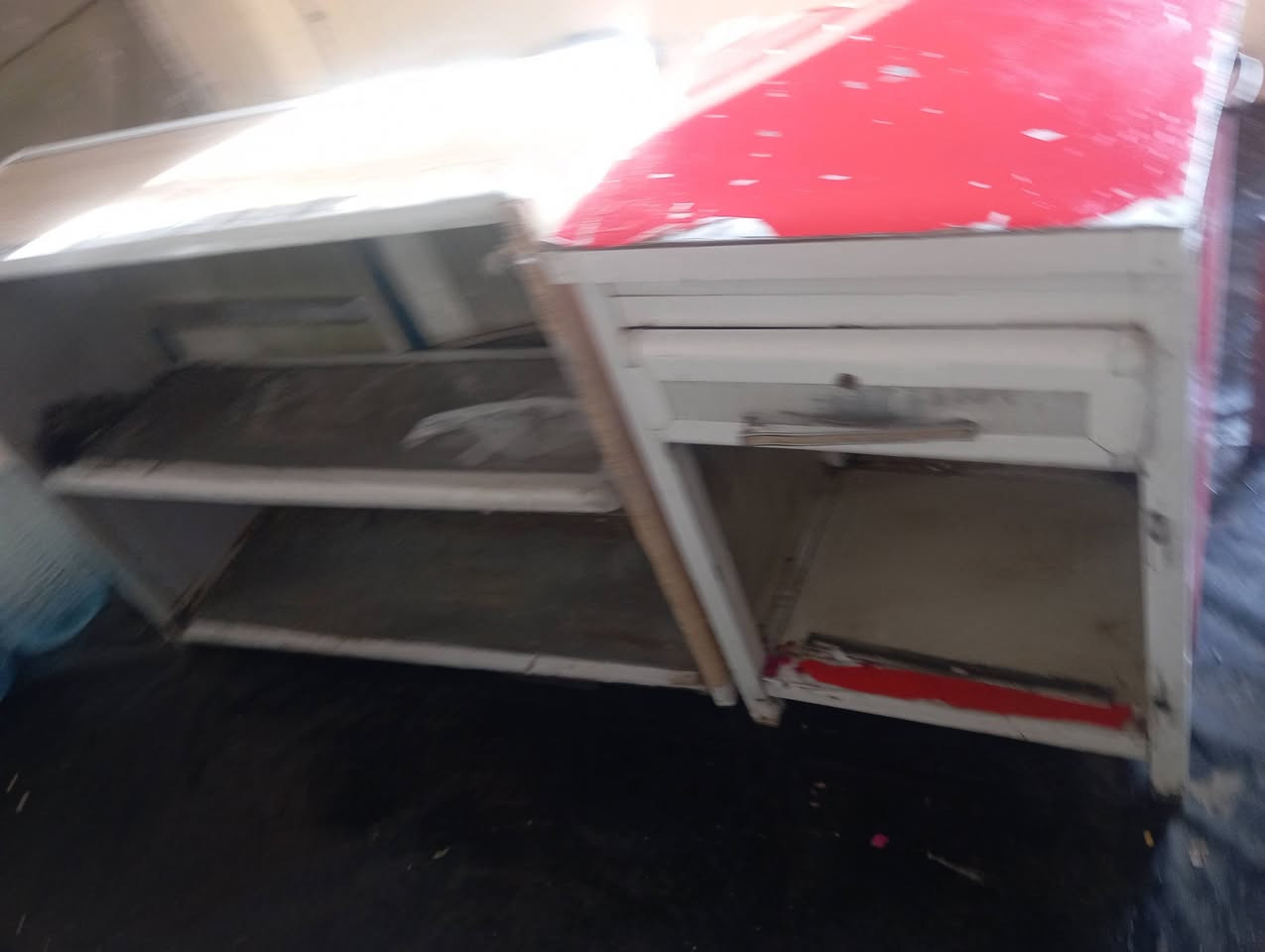 السلام عليكم إعادة نشر غراض مطعم للبيع الاتصال او واتساب ***********
