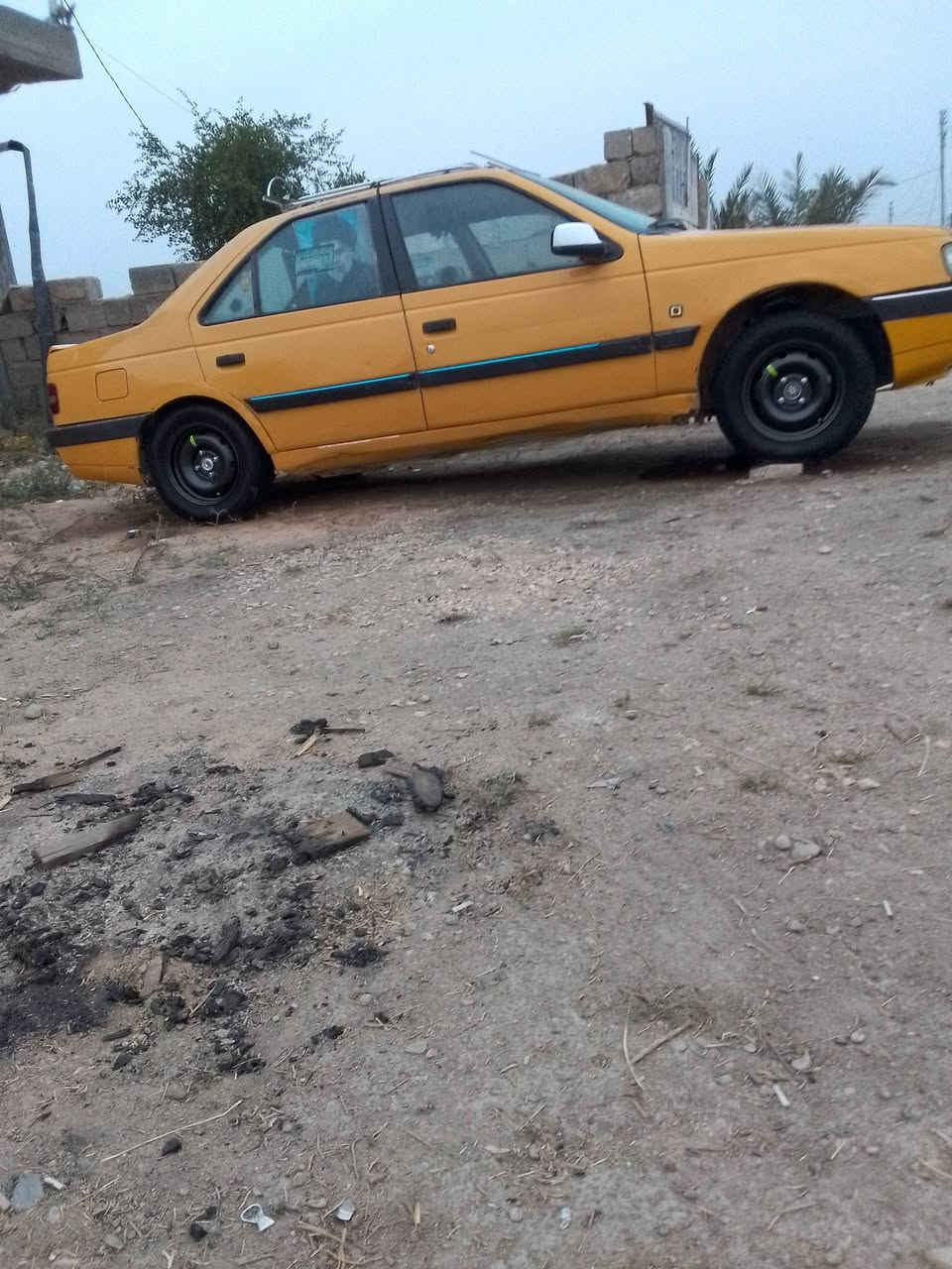 سلام عليكم بيجو لميس مويدل 10 سيارة جاهزة تخم تأير كهرباءات كله شغاله تبريد تدفءة  كشرهة حلو خياس مابيه ومكفوله من ضربه مكاني بغداد عويريج قربت علوت رشيد للاستفسار ***********
