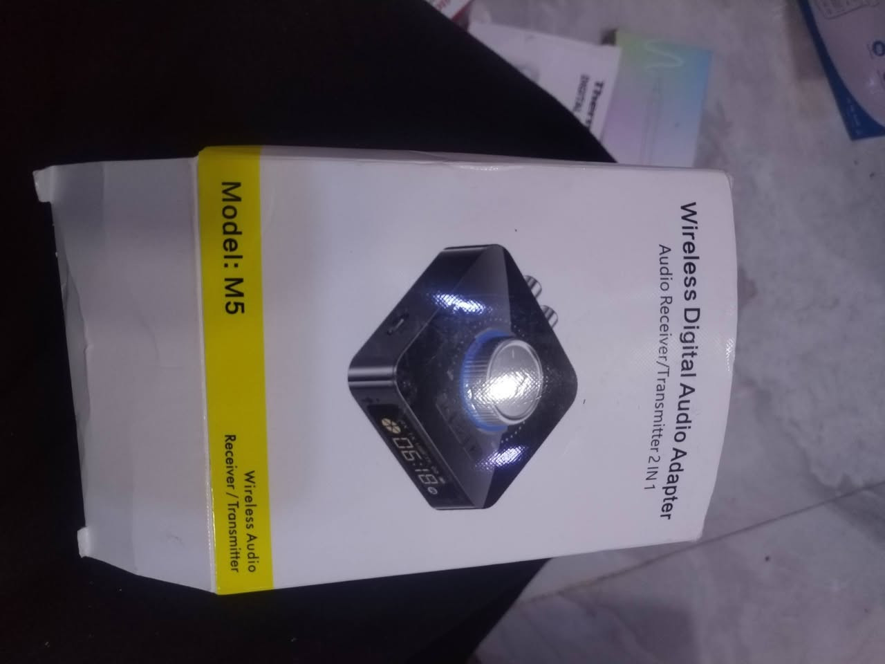 هذا الجهاز هو محول صوت لاسلكي M5 يعمل كجهاز استقبال ومرسل (2 في 1).يتميز بشاشة LED لعرض المعلومات ويدعم تشغيل الموسيقى عبر USB أو بطاقات TF.يتوافق مع أجهزة ستيريو المنزل والسيارة باستخدام منافذ AUX أو RCA.


**إذا كنت صاحب هذا الإعلان وتريد حذفه لأي سبب، رجاءا أرسل رسالة إلى الدعم الفني**