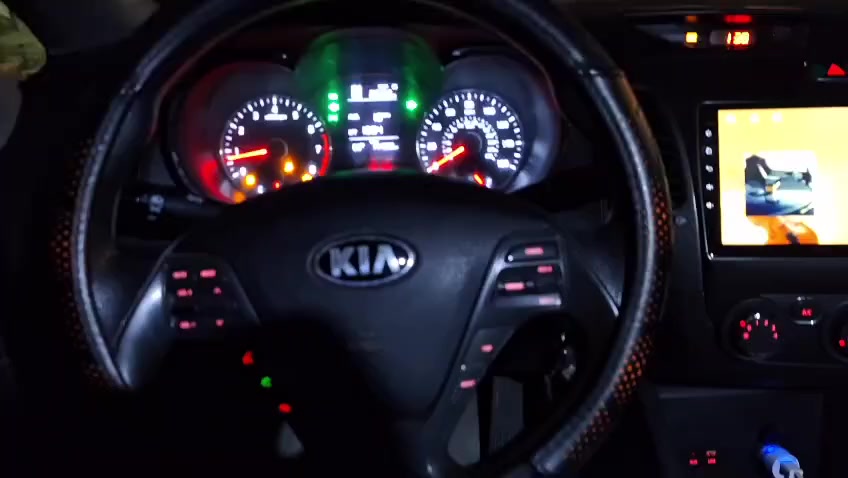 كيه فورتي موديل 2018 رقم انكليزي بااسمي حادث تبديل باب خلفي بيها منضومه زنون عالي ناصي والمواصفات المعروفه صور الحادث بالمنشور السعر 115 رقمي ***********
