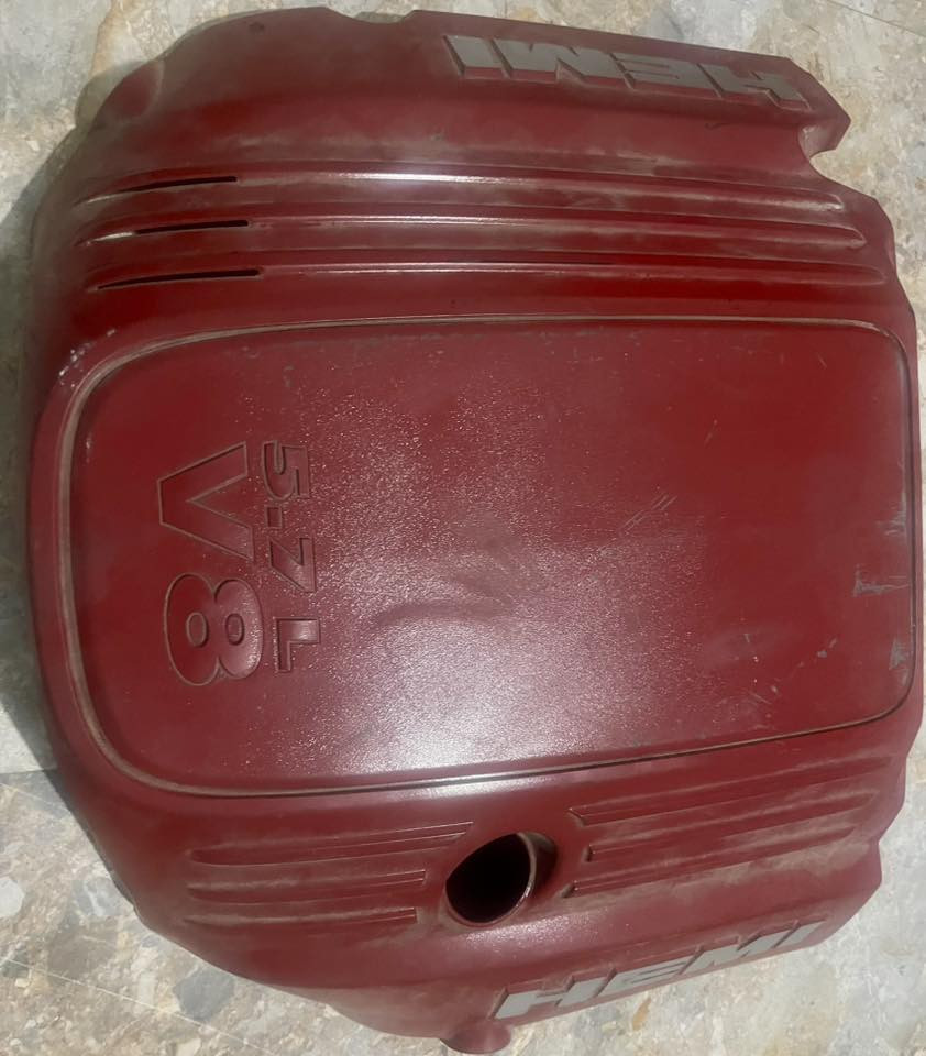 غراض جارجر اوباما
تايرات 245 نظافة 70 بالمية سعرهن 70 الف 
لويات خلفية5700 نظاف كلش بلادي 80 الف 
قبق مكينة بلادي جديد كلش بدون فطر وكسر سعره 60 الف دسكات بالباكيت مال 5700 امامي 50 الف 
مكانهن بغداد 
***********
