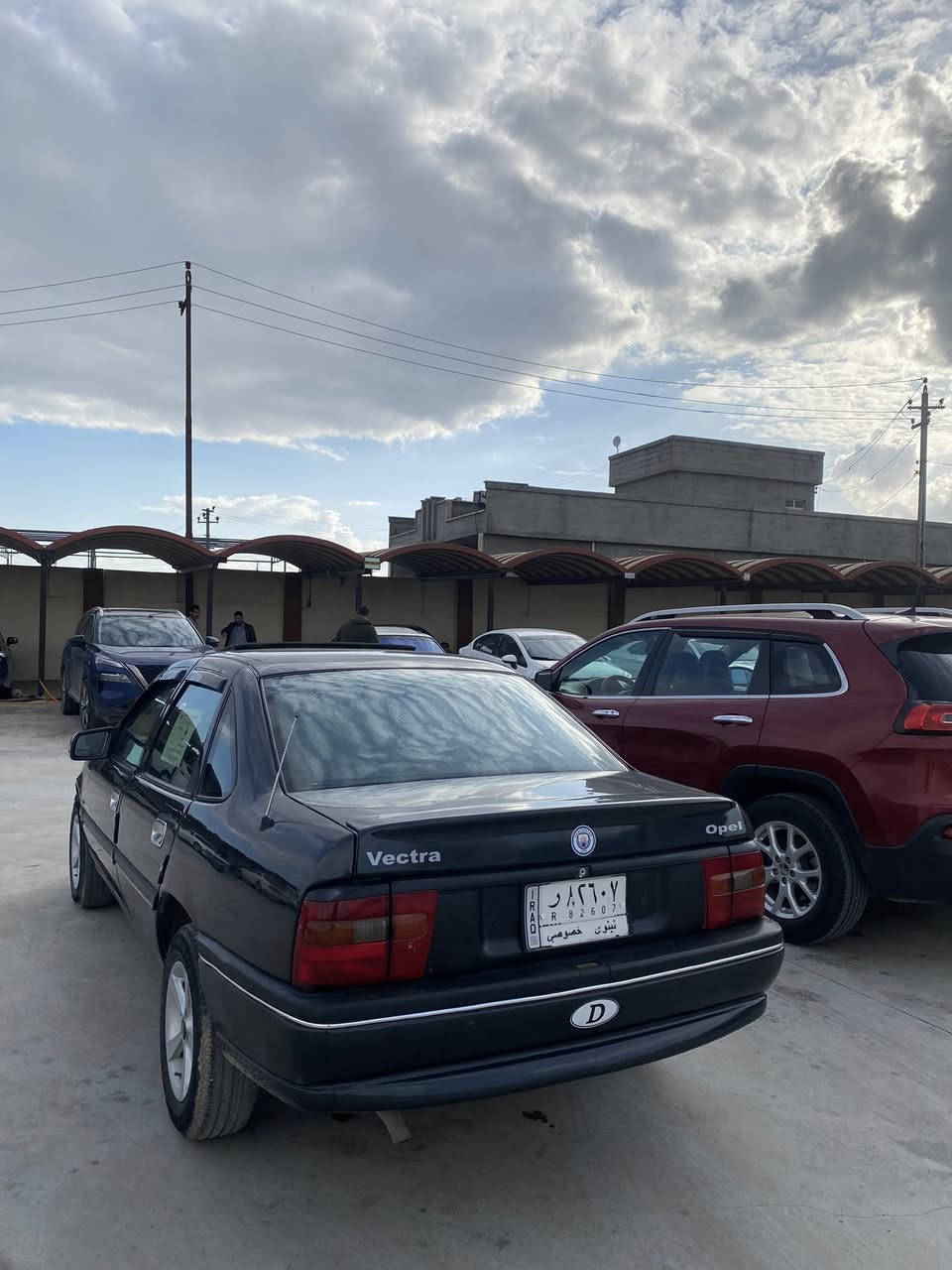 فكترا حجم 18 موديل 1991 سنوية جديدة
كير ومحرك بشرط محركها معمر رايمر جديد كاربون تواير جدد صدر جديد اتصل ودلل ***********
