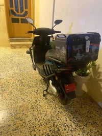 دراجة كهربائية • بطاريات ٣٦ انبير • مستعمل شهرين