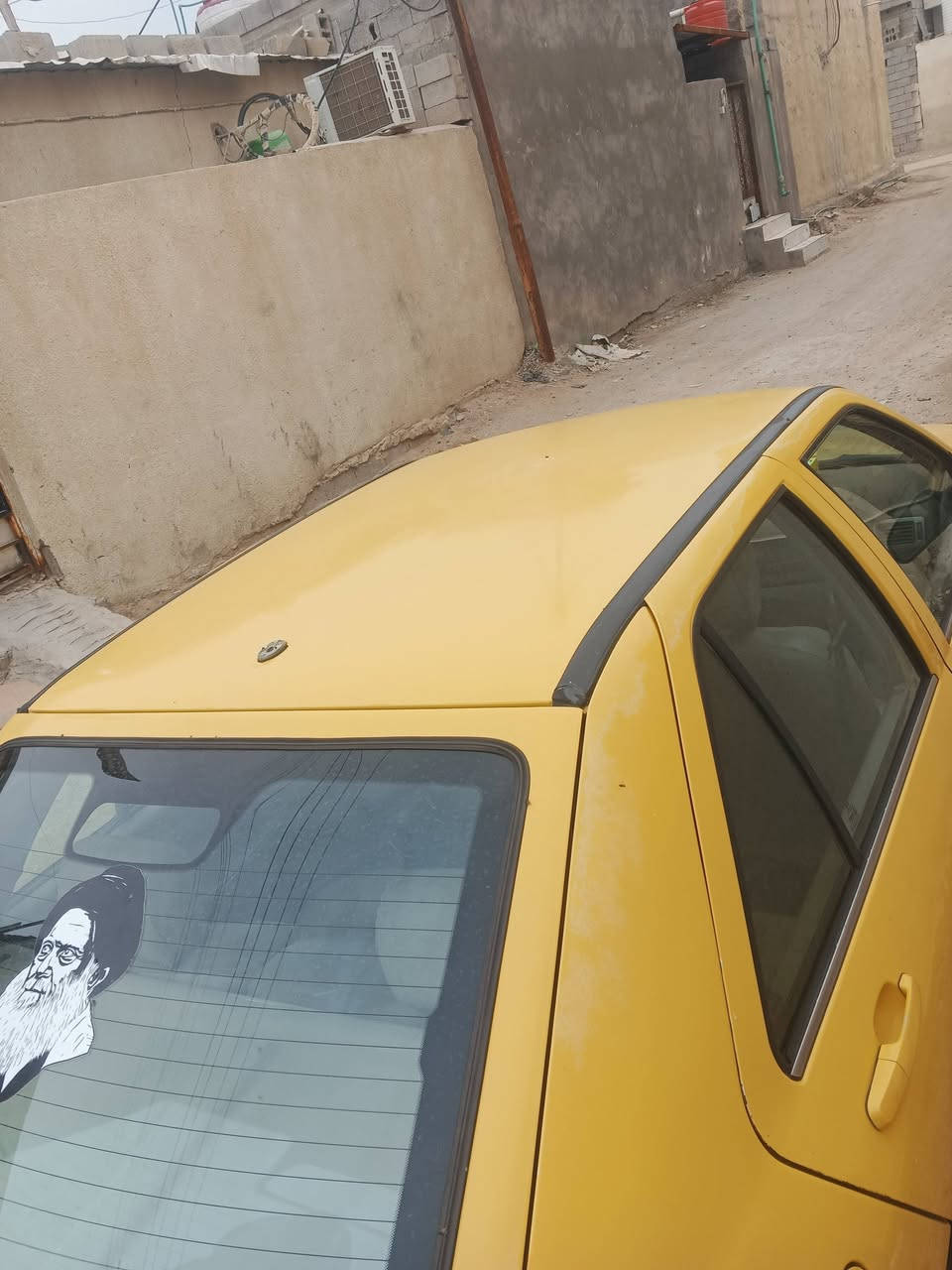 السلام عليكم
سياره شيري كوين باسمي محور محرك كير كورلا يارس 1600 السنويه تنتهي هاي السنه بشهر ال7 بااسمي جاهزه نفقص شغلات بسيطه البدي شوف العين نظيفه  مكاني البصره الجزيره زين العابدين السعر 37وبيها مجال للتواصل ***********.
