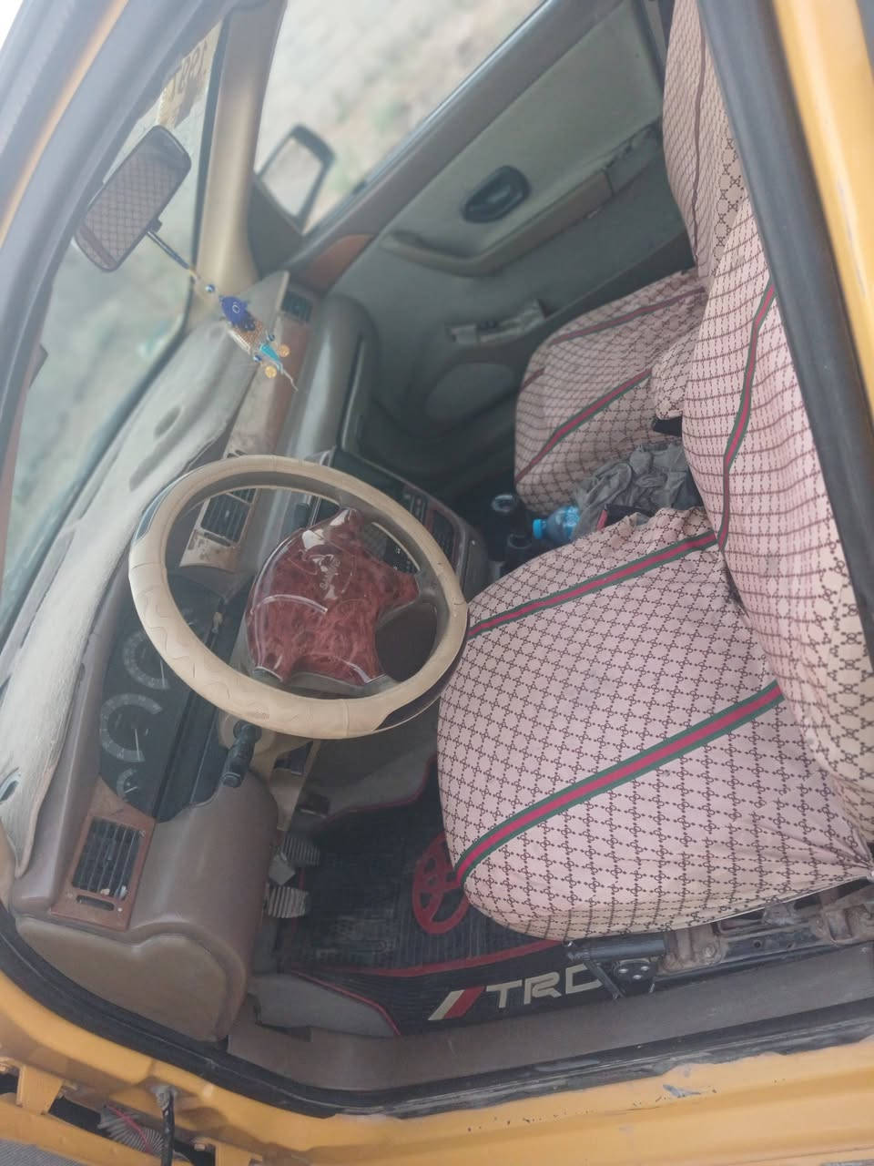 السلام عليكم سمند للبيع٢٠١١ رقم بغداد انكليزي بسمي مكينه كير بلجيس حداديه جديده مصفره هيه وغرامات وصل موجود بيها درايم شفتات جدد بولبرنات جدد تخم تاير جديد بروجكترات جدد مازدات جدد دوشمه جديده  شاشه جديده مسجل دمام كهربائيات كلها شغاله مكفوله من الضربه تبريد شغال ثلج🥶 سياره جاهزه مال جناي السعر ٢٨ وبيها مجال المكان الصويره اتصل ***********
