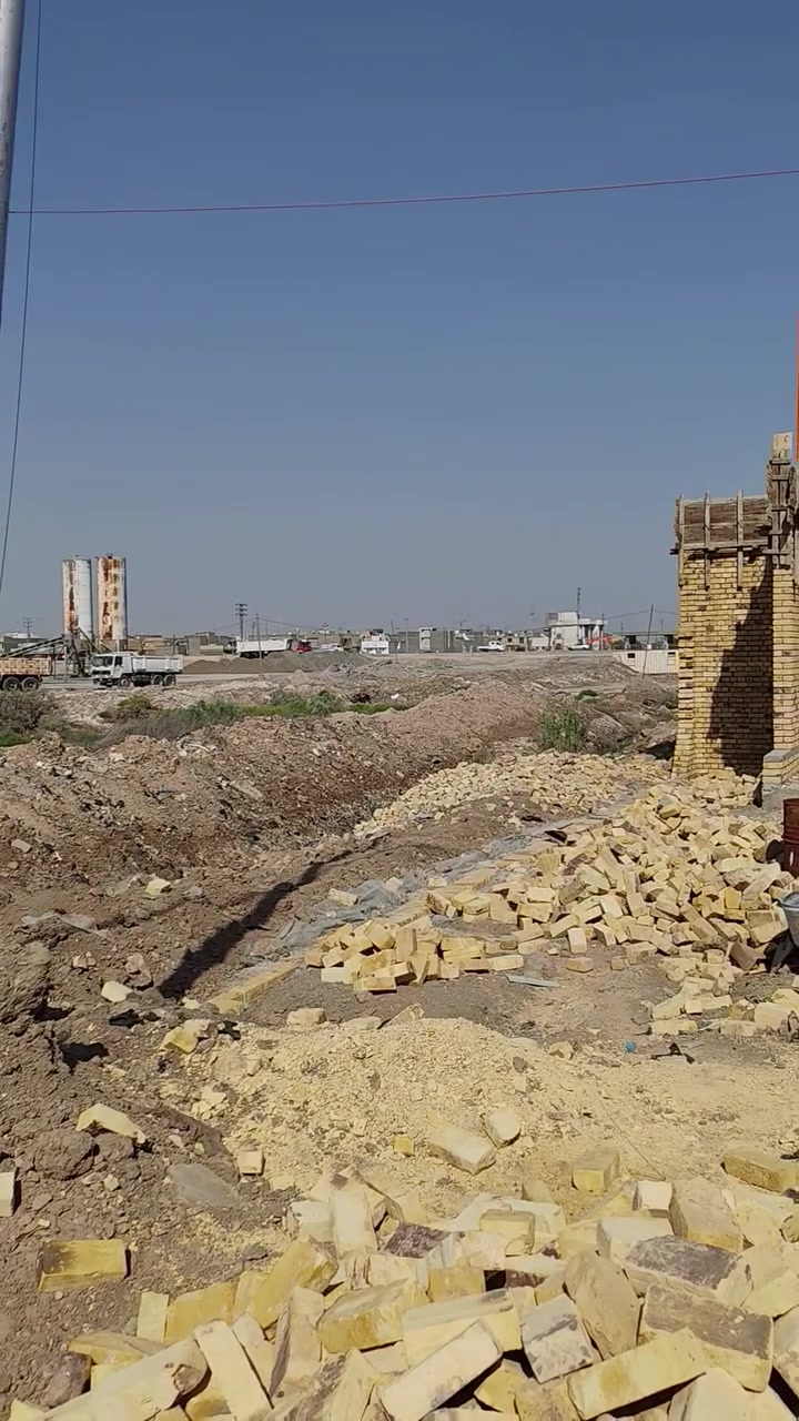 متوفر لدى مكتب 
مالك الدريساوي للعقار 
بيوت طابو زراعي و طابو صرف في جميع مناطق الكوت الشمالية بأسعار جيدة و بيوت نظيفة 
عنواننا 
كوت الشهداء نهاية شارع الاطلال 
مستعدون لاستقبال عروضكم 
_________ 
لاستفسار اكثر على الخاص او الاتصال على الأرقام التالية : 
المكتب :      *********** 
____________________________________
أسعار العقارات التي تعرض من قبل الزبون الى البائــع . - لا نملك الحـق فــي خفـض او رفــع الأســعار لــجميع العقــارات . - هدفنــا التسويــق العقـاري وتقديــم افضـل الخدمات العقاريــة . - تقــديم الأستشارات التسويقيــة فــي عمليــات البيـــع والشــراء
