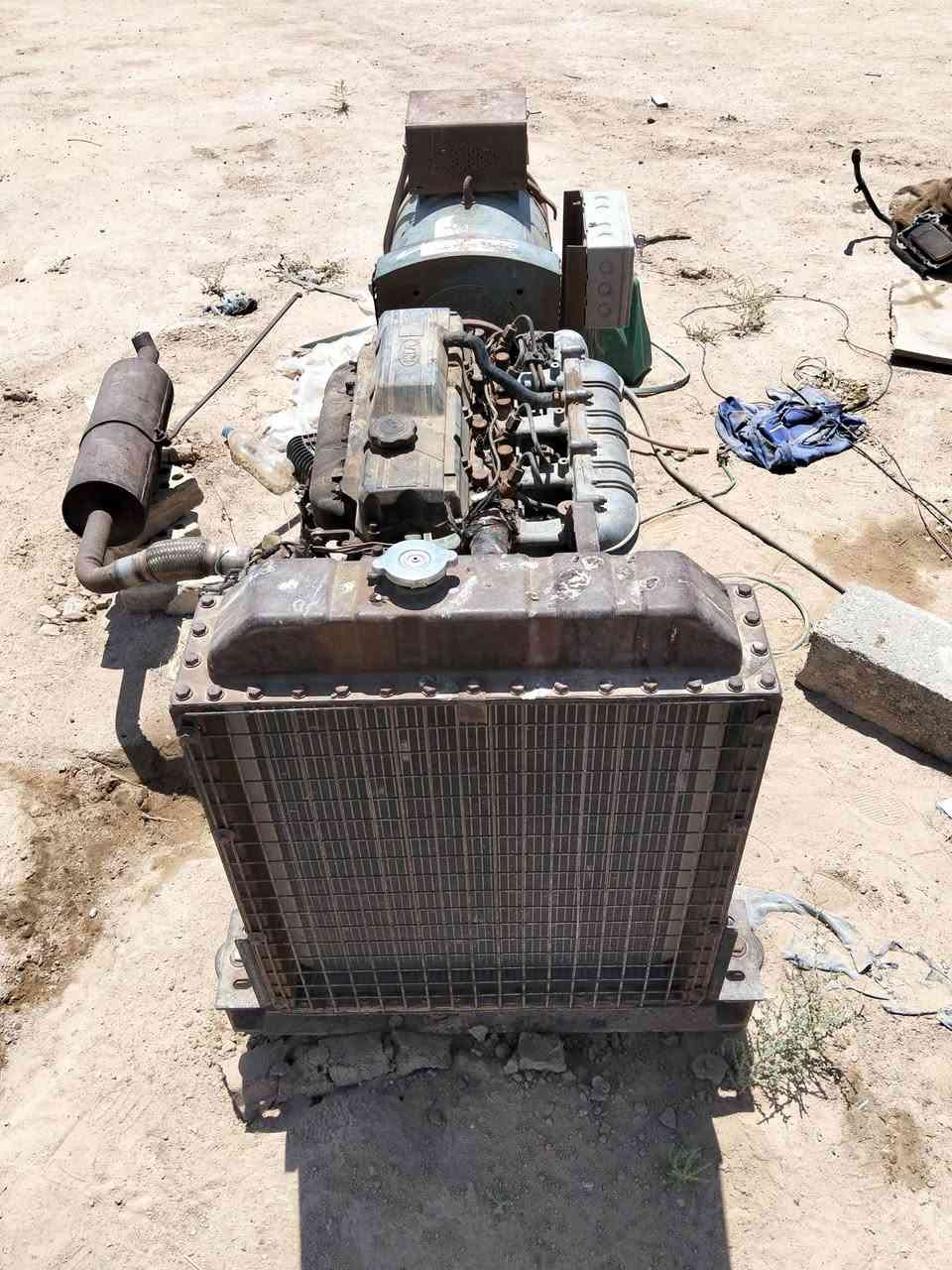 مولد محرك كيا شغال لاتنقيص ولاتبخير شرط سعره مليونين وبيه مجال على طريق المستودع مكلف بنشر 
***********
