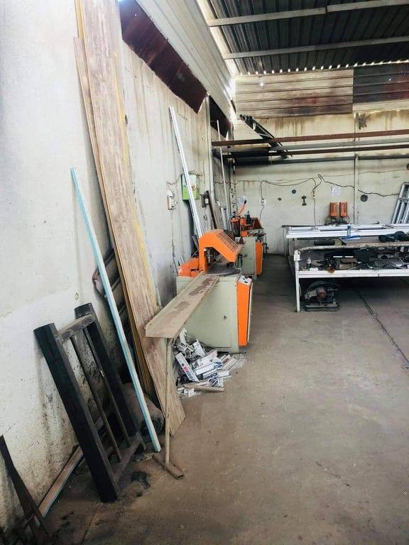 معمل حدادة مساحة 100 متر مع معمل pvc منصوب وكامل للبيع العنوان حي الصناعي للاستفسار اكثر الاتصال على الرقم التالي ‏‪0773 240 4834‬‏
