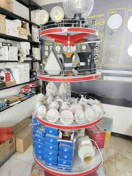 مجمع البيت التجاري للوكالات التجارية 
متوفر جميع مواد التأسيسات الكهربائية و الانشائية و الصحية...
من افضل الماركات العالمية 
زورونا تجدون الافضل

عنواننا ذي قار سوق الشيوخ
طريق ناصرية سوق الشيوخ
قرب مدرسة الشريف الرضي
اوقات الدوام 
من الساعة  7 صباحاً 
الى الساعة 5 مساءاً

هاتف المجمع ***********
