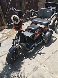 دراجة للبيع سعرة 350بيهة مجال بطاريات فول لعنون بغداد حي نصر 078361484...