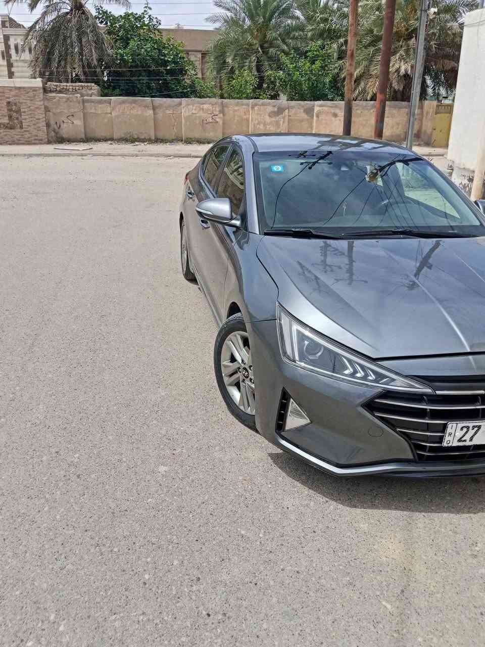 السلام عليكم النترا ٢٠١٩ وارد مريكي كفاله من التبديل والصبغ ماعده البنيد شبر ومصبوغ كله امشر عليه نص مواصفات فول تحكم سياقه ذاتيه  بريك عند الاقتراب فول رادرات شاشه كامره لايت ابو الحاجب خليجي.سياره جاهزه تبريد ثلج رقم جديد انكليزي سنويه جديده  حره بسمي ذي قار السعر ١٣٢بيه مجال للتصال ***********
