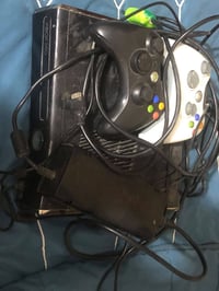 Xbox 360 • نضيف • يدات ثنين