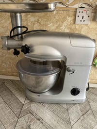 عجانة • مفرمة لحم • خلاط عصير