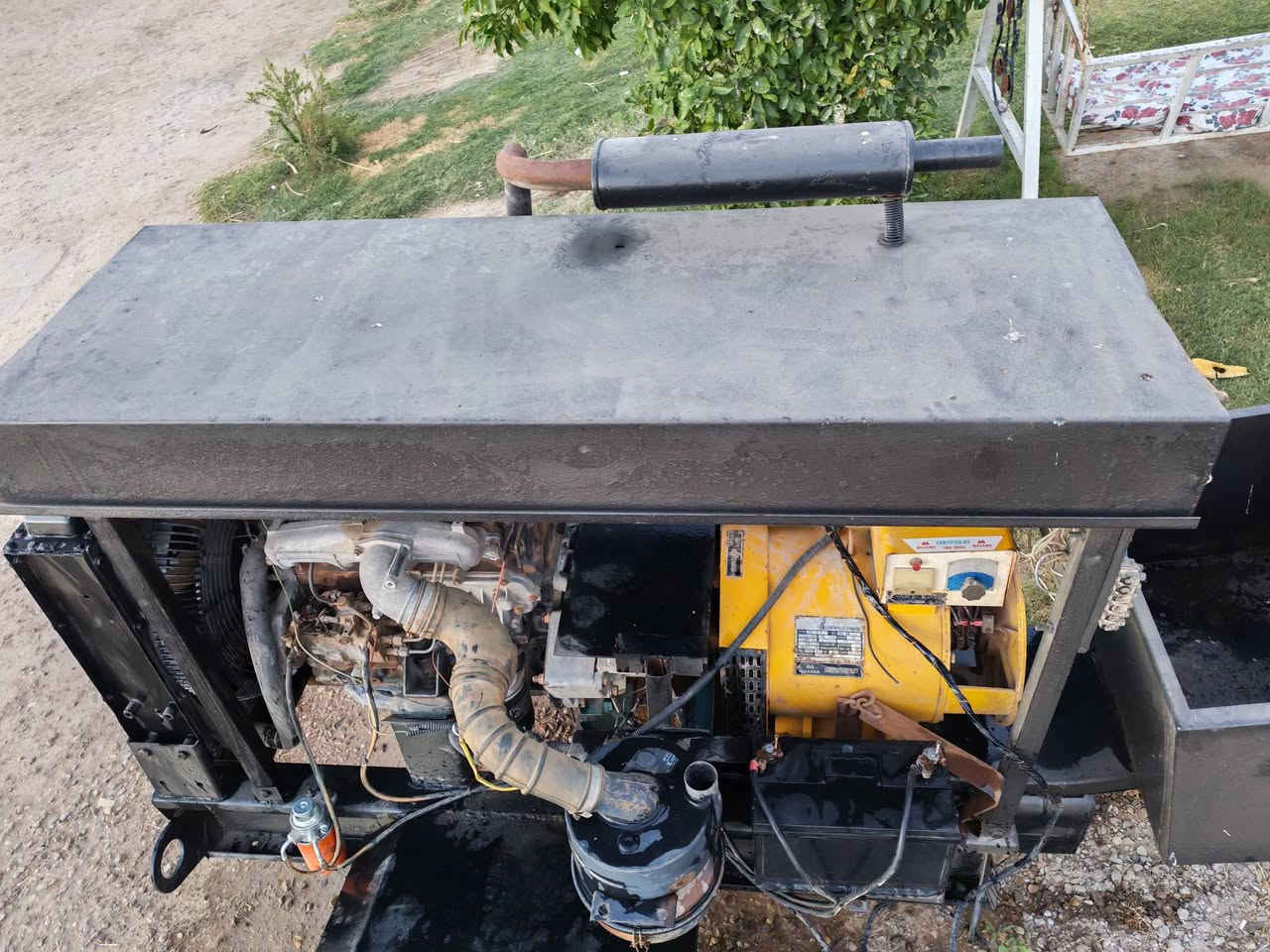 للبيع مولد كيا 30 KV راس التوليد نحاس شغال نكره سلف محرك جديد لاصرف ولاتبخير بم ونوزل كله مضبوط المولد جدا نضيف السعر 15 ورقه مكاني بغداد التاجي *********** / ***********
