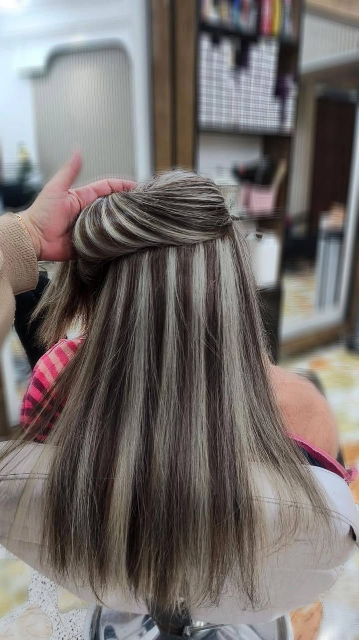 شغل تخصيل سلفون جمال الشغل و النظافه❤❤
صالون ڪوافيرة جنى 🤍
العنوان.. 
بابل _المسيب_حي المعلمين الاولى _فرع مطعم المعموري *
للحجز خاص او الاتصال على الرقم واتساب ***********
