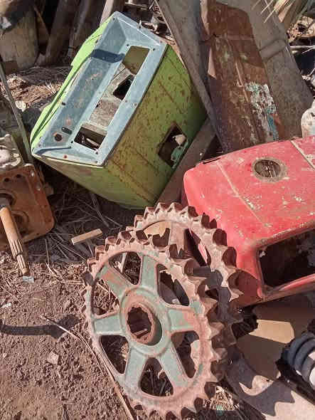 السلام عليكم ادوات تفصيخ مكينا اكرفول البيع تفصيخ كيرمحرك كلشي موجود ***********واسط عزيزيه
