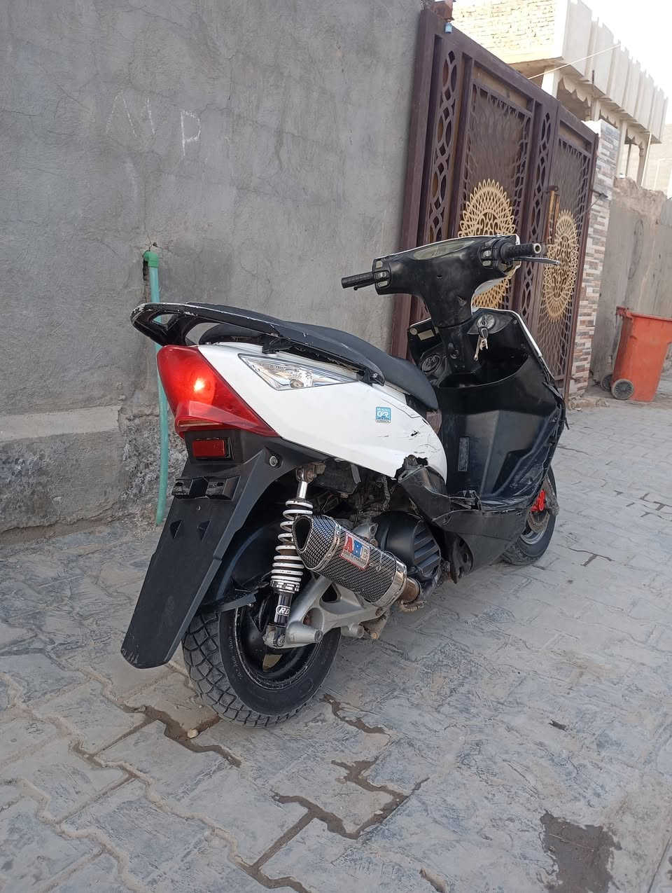 اسلام عليكم ثعلب للبيع دراجه جديده بعد احله منل صوره مناقصها اي شي صالنصه رياضي كاربون مكاني ابو غريب الحصوه رايدها 400وبيها مجال


**إذا كنت صاحب هذا الإعلان وتريد حذفه لأي سبب، رجاءا أرسل رسالة إلى الدعم الفني**